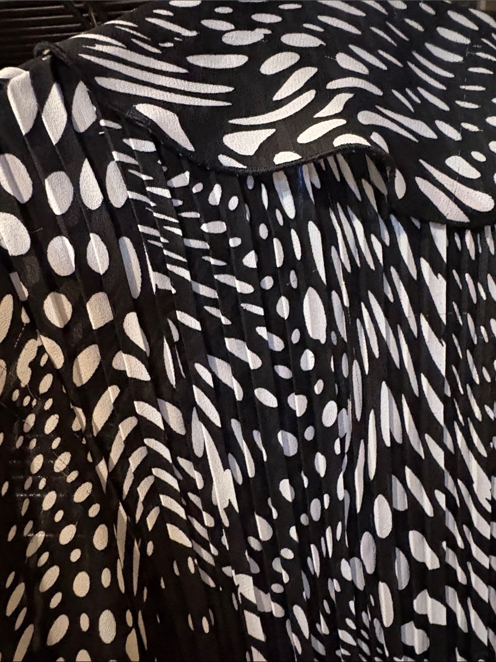 George Black & White Ruffle-Front Printed Blouse - Picture 8 of 10
